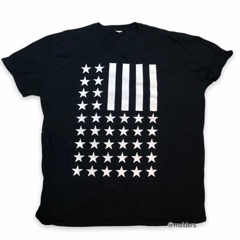 Black & White American Flag USA Patriotic Graphic Short Sleeve Shirt